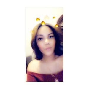 Meet your Posher, Vannia